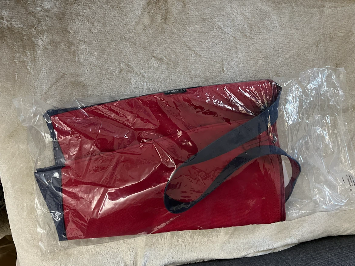 Brand new Samsonite Yacht Totes yacht bag