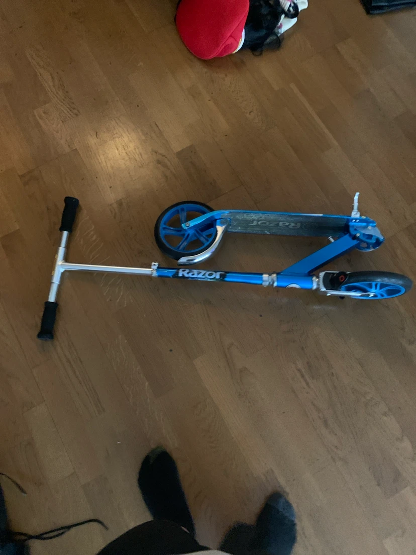 Razor Blue Kick Scooter folding - photo 3