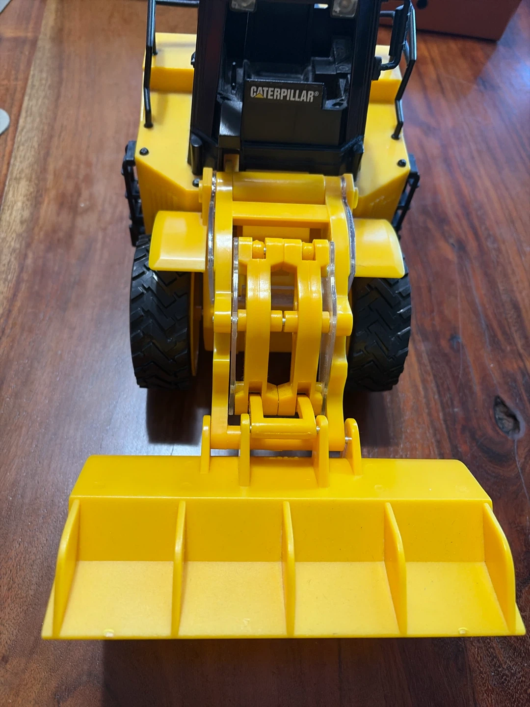 CAT Construction Wheel Loader Toy - photo 4