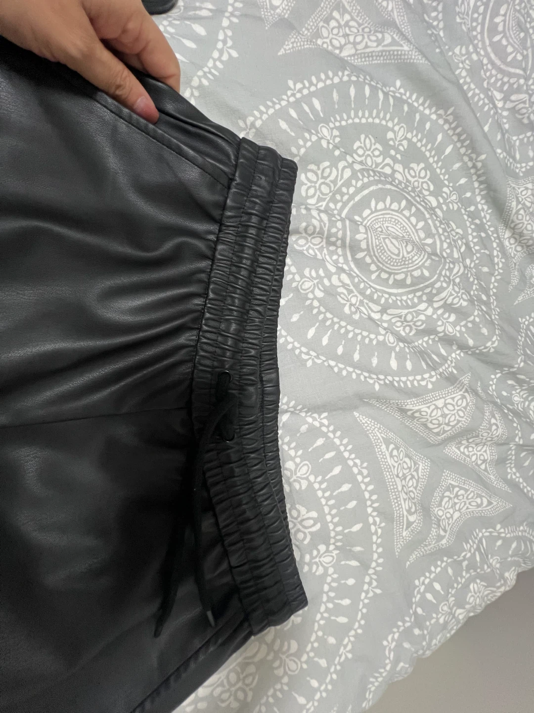 Zara Faux Leather Pants - Black - XS - photo 5