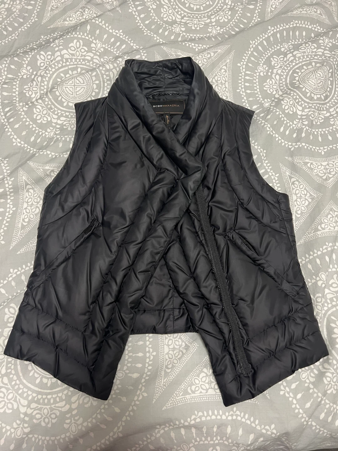 BCBGMAXAZRIA Black Puffer Vest