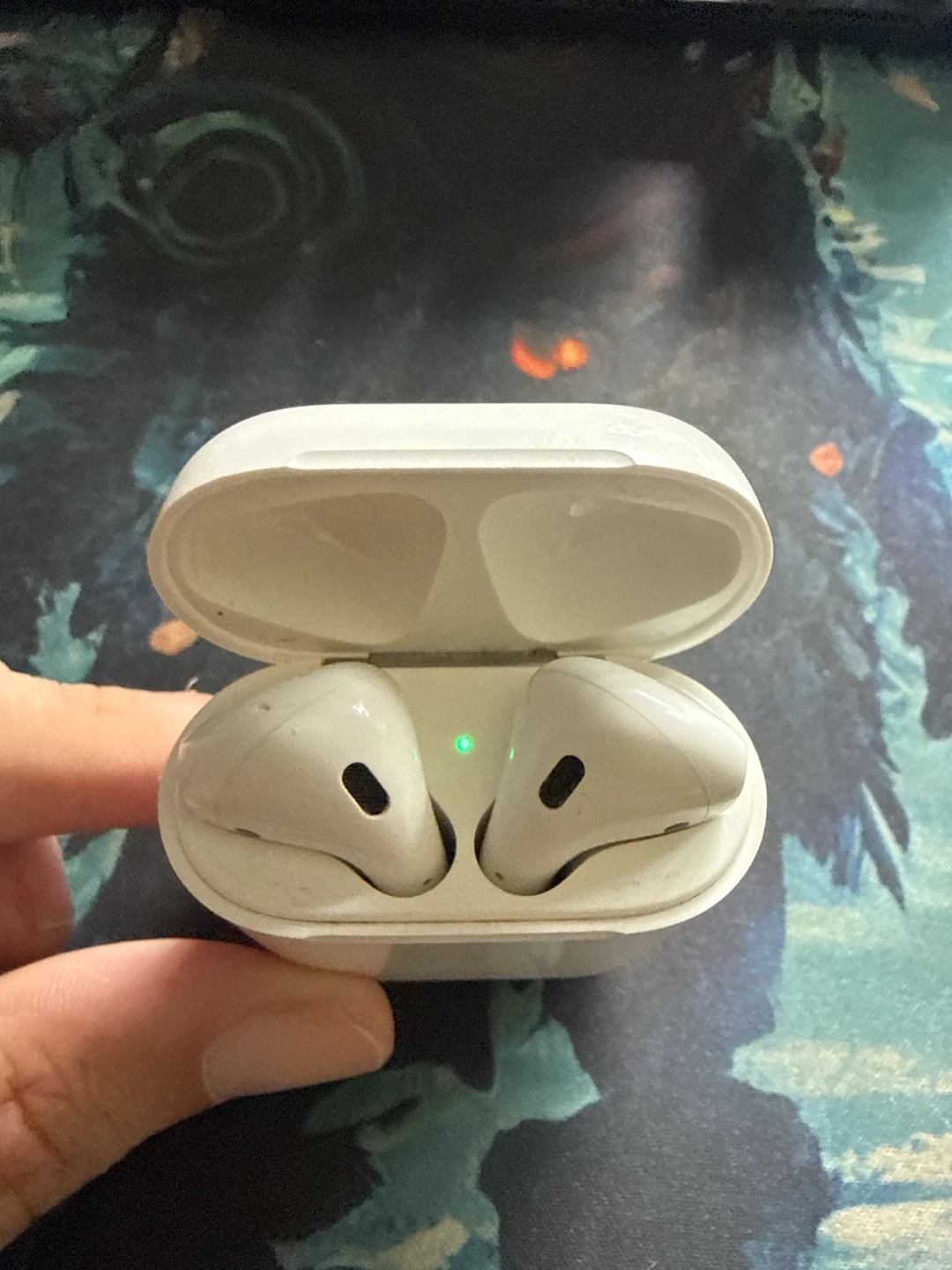 Apple AirPods (2nd Generation) - photo 2