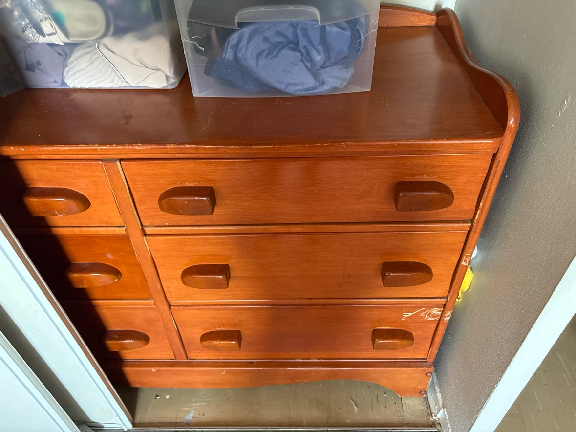 Wooden Dresser with 6 Drawers - photo 2