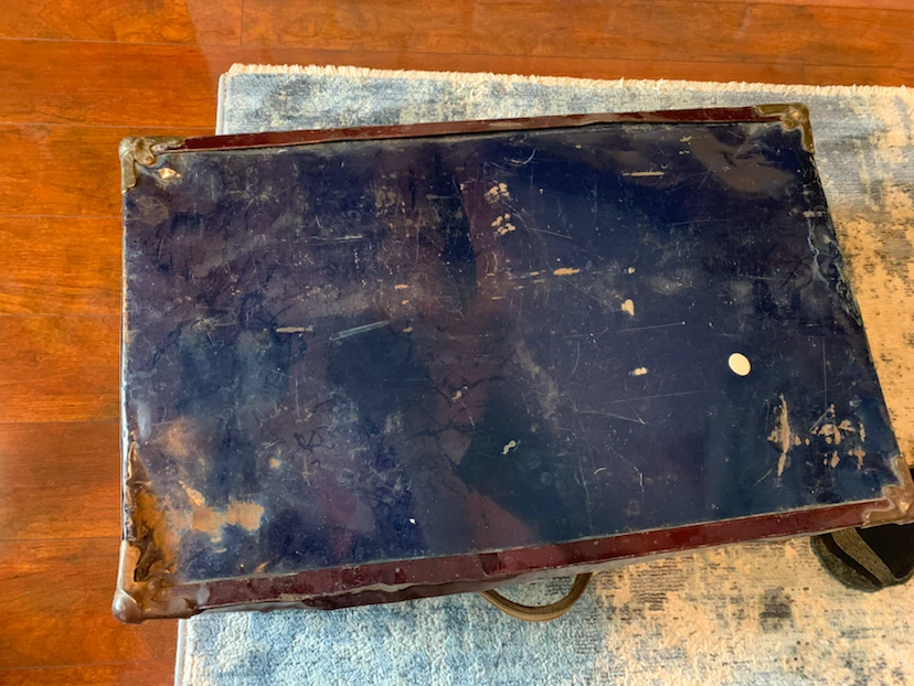 Vintage Blue Train Case - photo 2