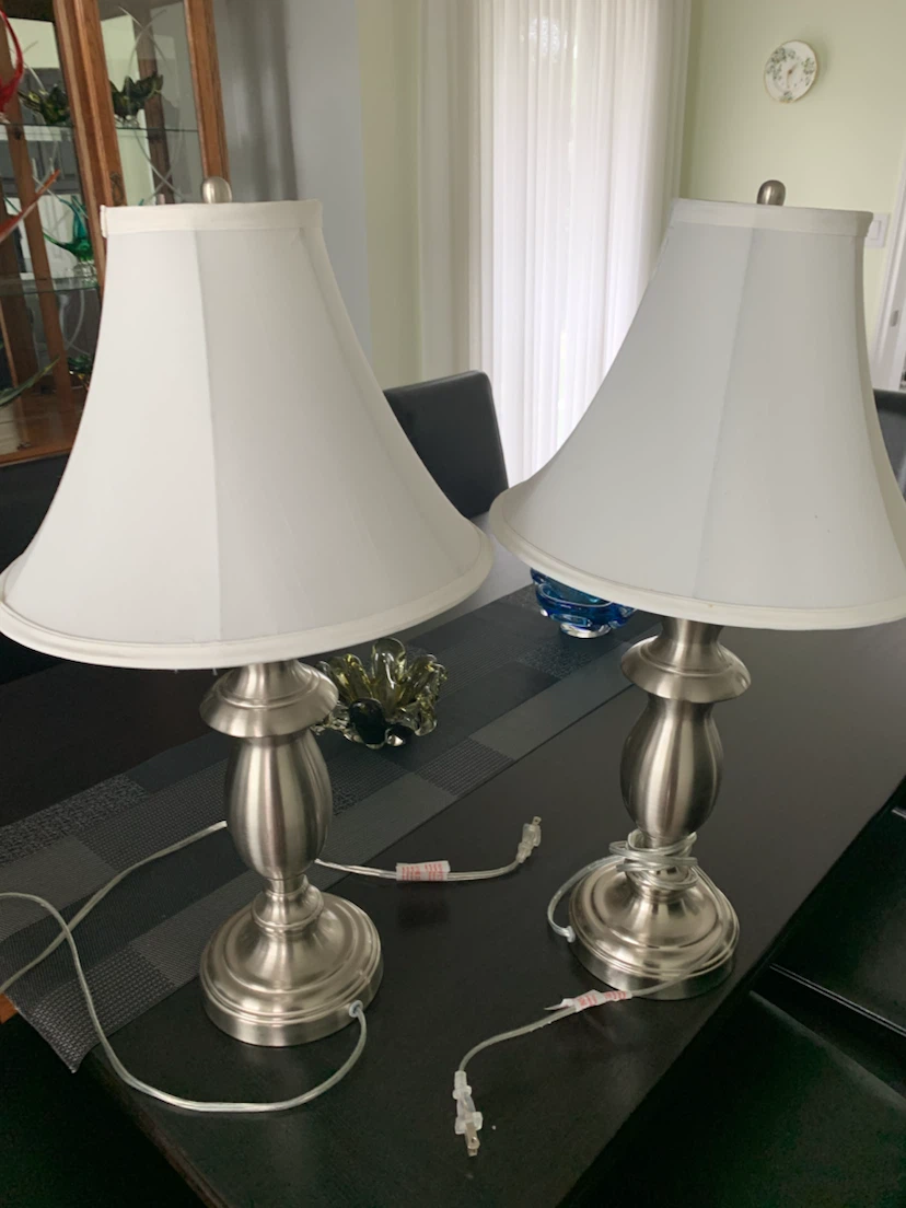 Pair of Table Lamps with White Shades - photo 2