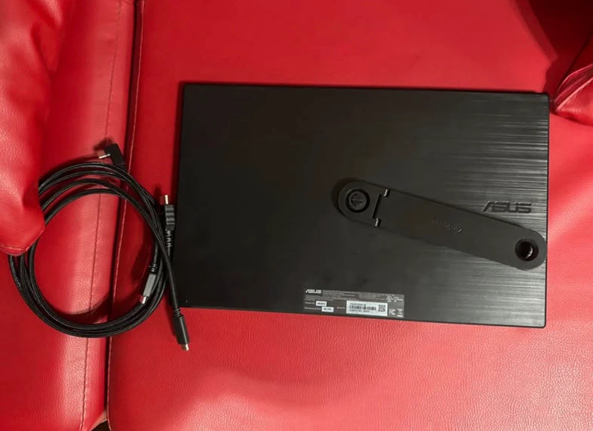 ASUS ZenScreen 15.6" Portable Monitor - photo 3
