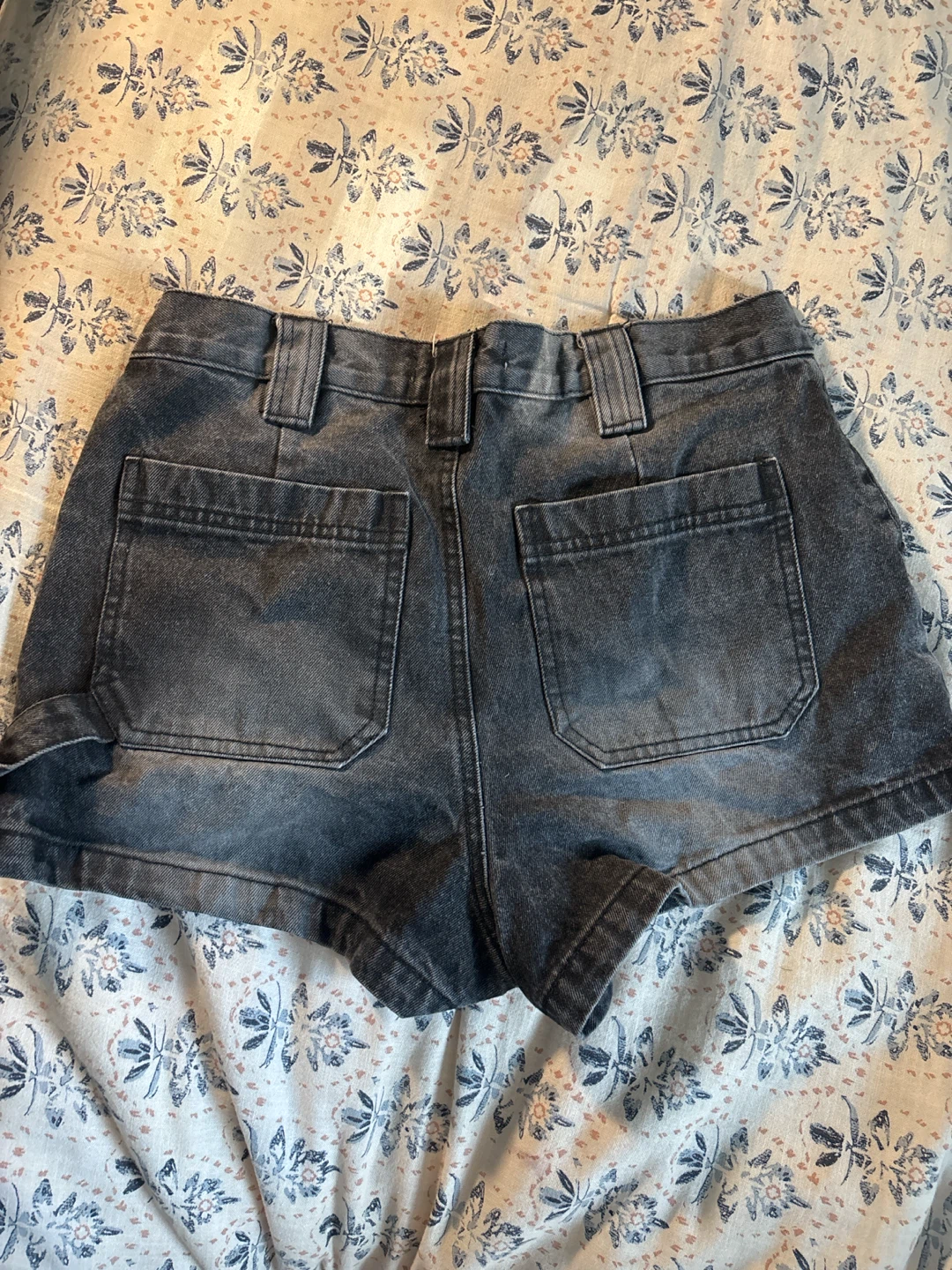 Harlow Denim Shorts Size 27 - photo 3