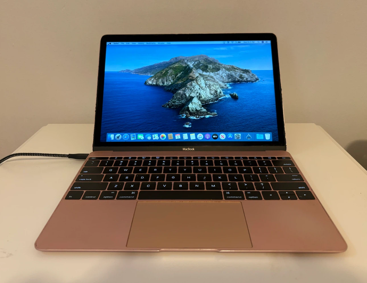 Apple MacBook 12” (2016) Rose Gold • 8GB RAM • 256GB SSD