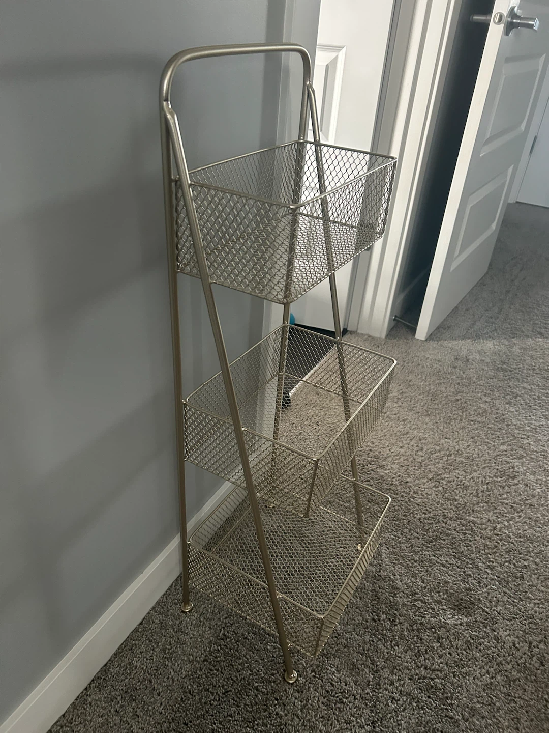 Metal basket stand