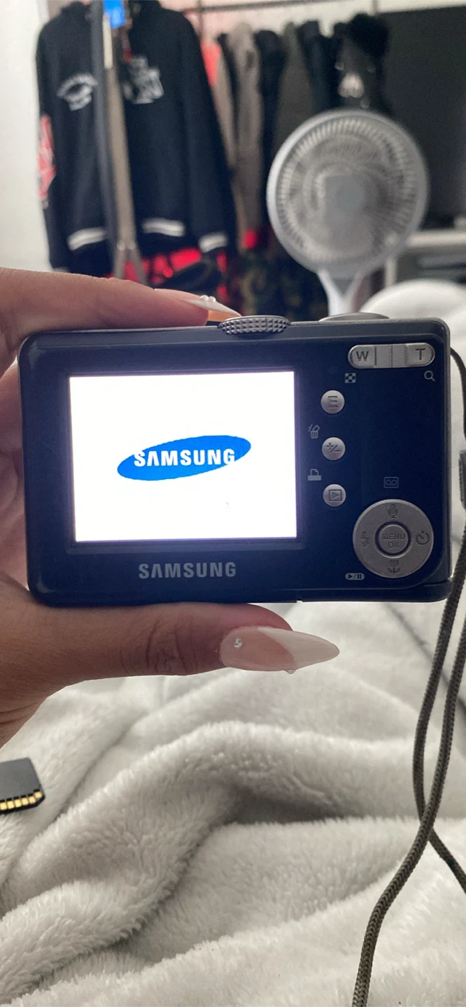 Samsung Digimax S600 Digital Camera - photo 2