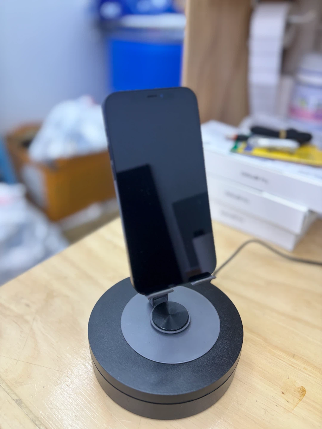 Unlocked iPhone 12 - photo 2