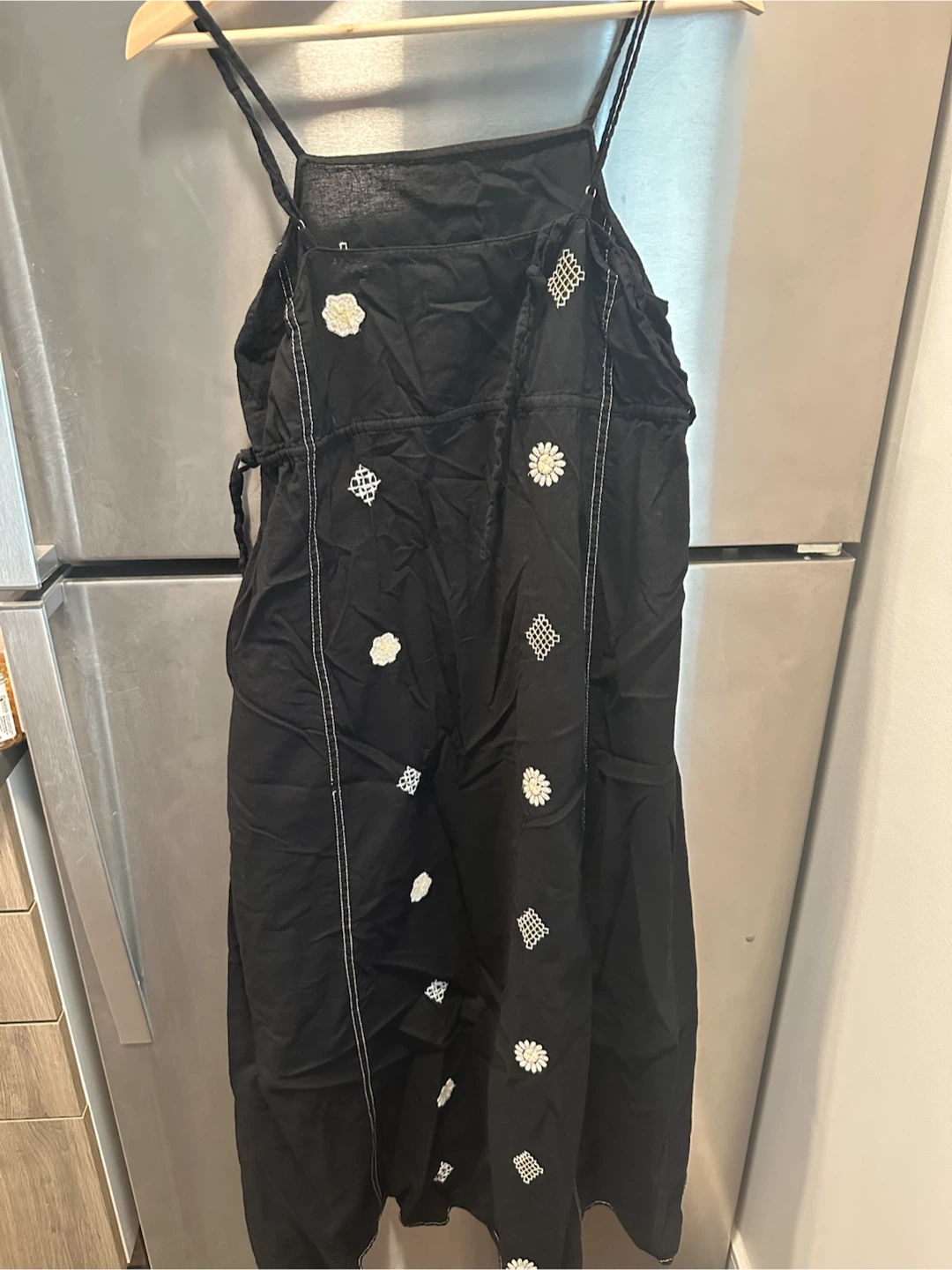 ZARA Embroidered Black Dress (M) - photo 2