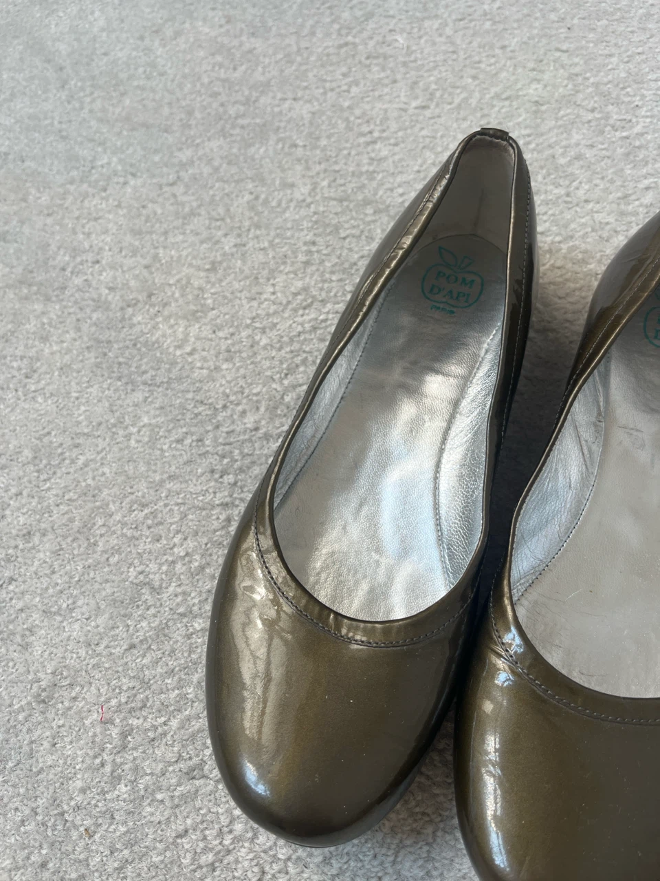 Pom d'Api Ballet Flats - Olive Green Patent - photo 2