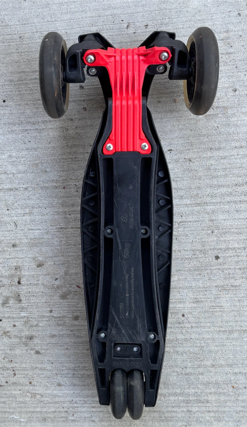 3-Wheel Scooter board (with lights inside wheels) - photo 2