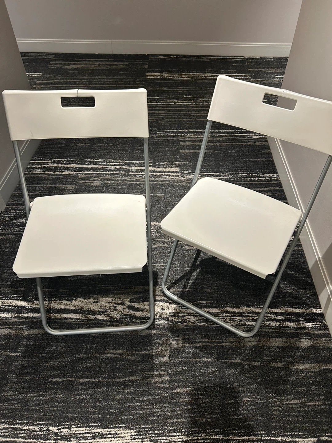 Foldable chairs
