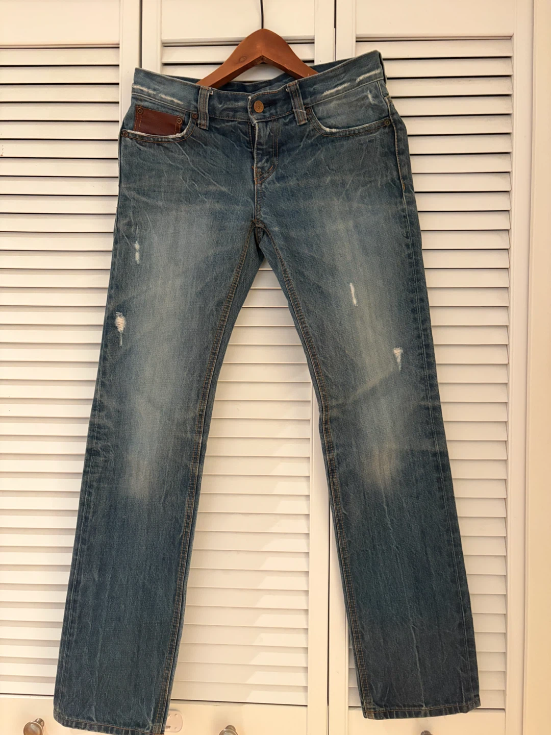 ❤️ Custom Levi’s with Leather Detailing