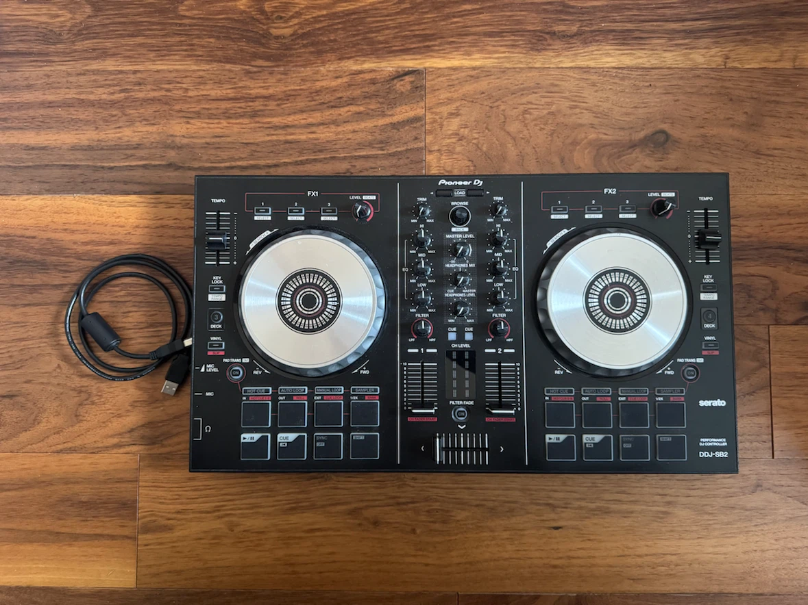 Pioneer DDJ-SB2 DJ Controller