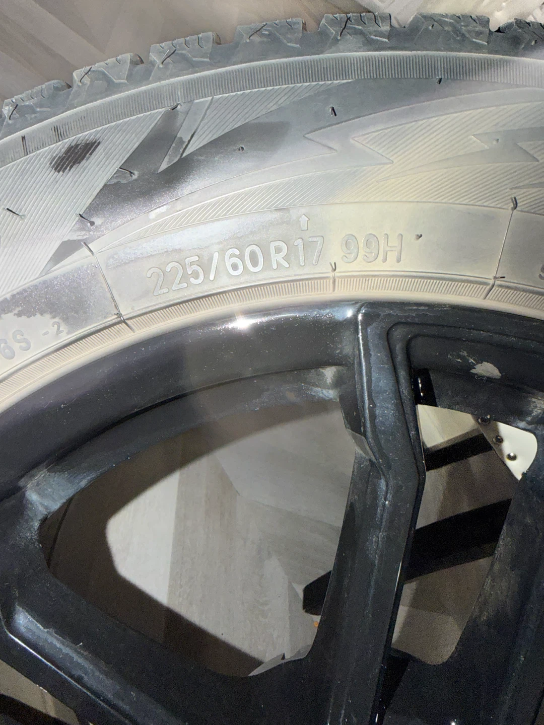 225/60R17 99H Tires on ED Design Rims - photo 4