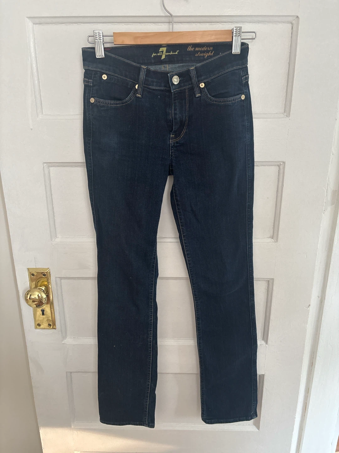7 For All Mankind The Modern Straight Jeans Size 25