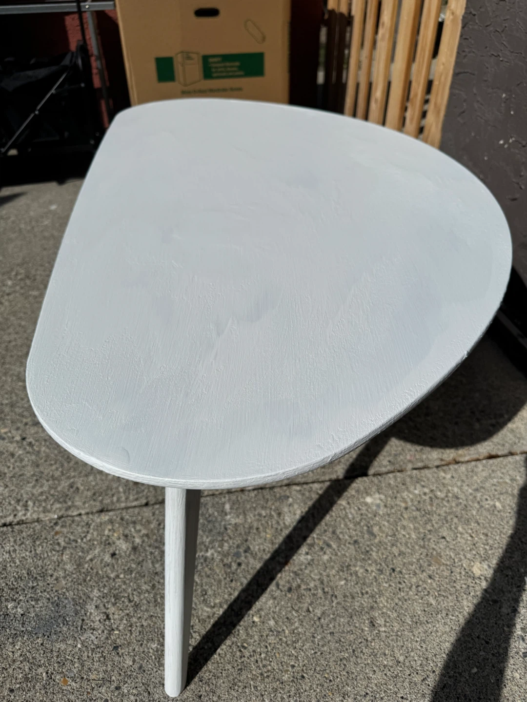 White coffee table - photo 2