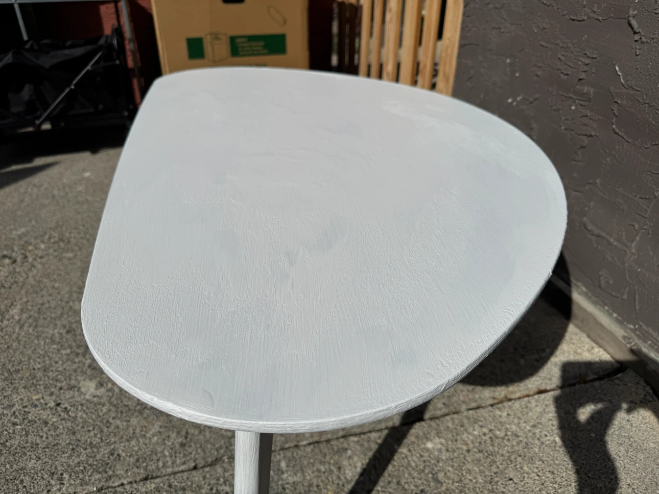 White coffee table - photo 3