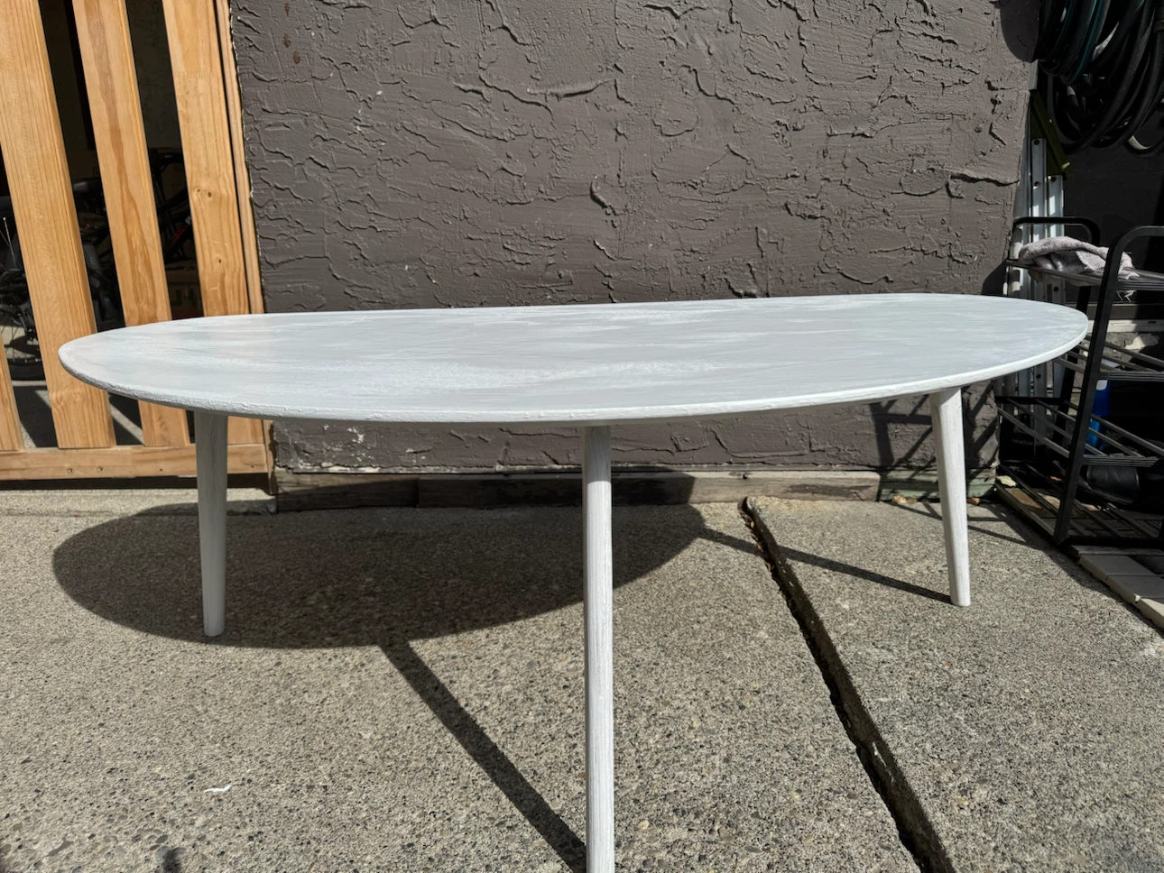 White coffee table - photo 4
