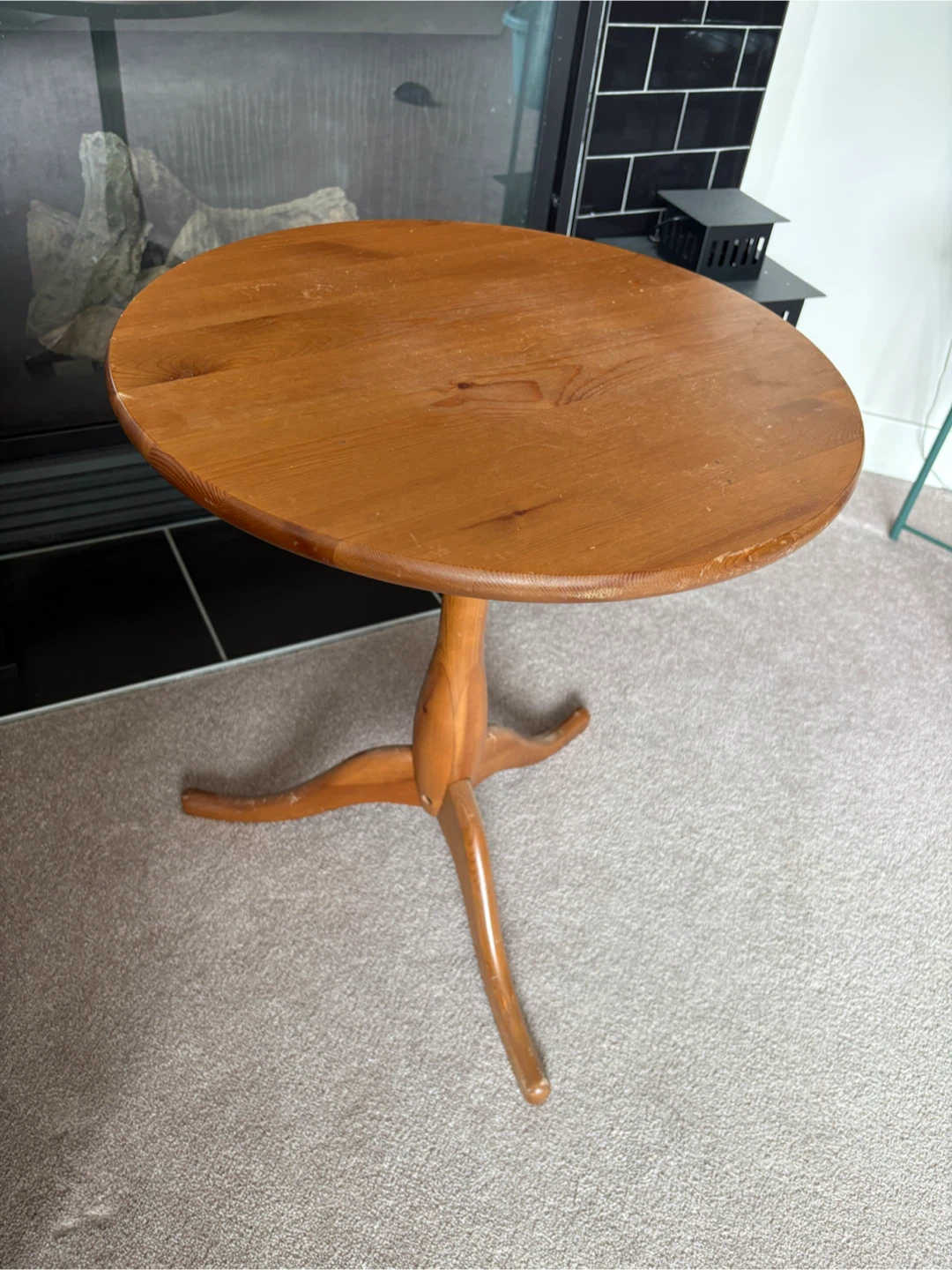 Wooden round side table or plant stand
