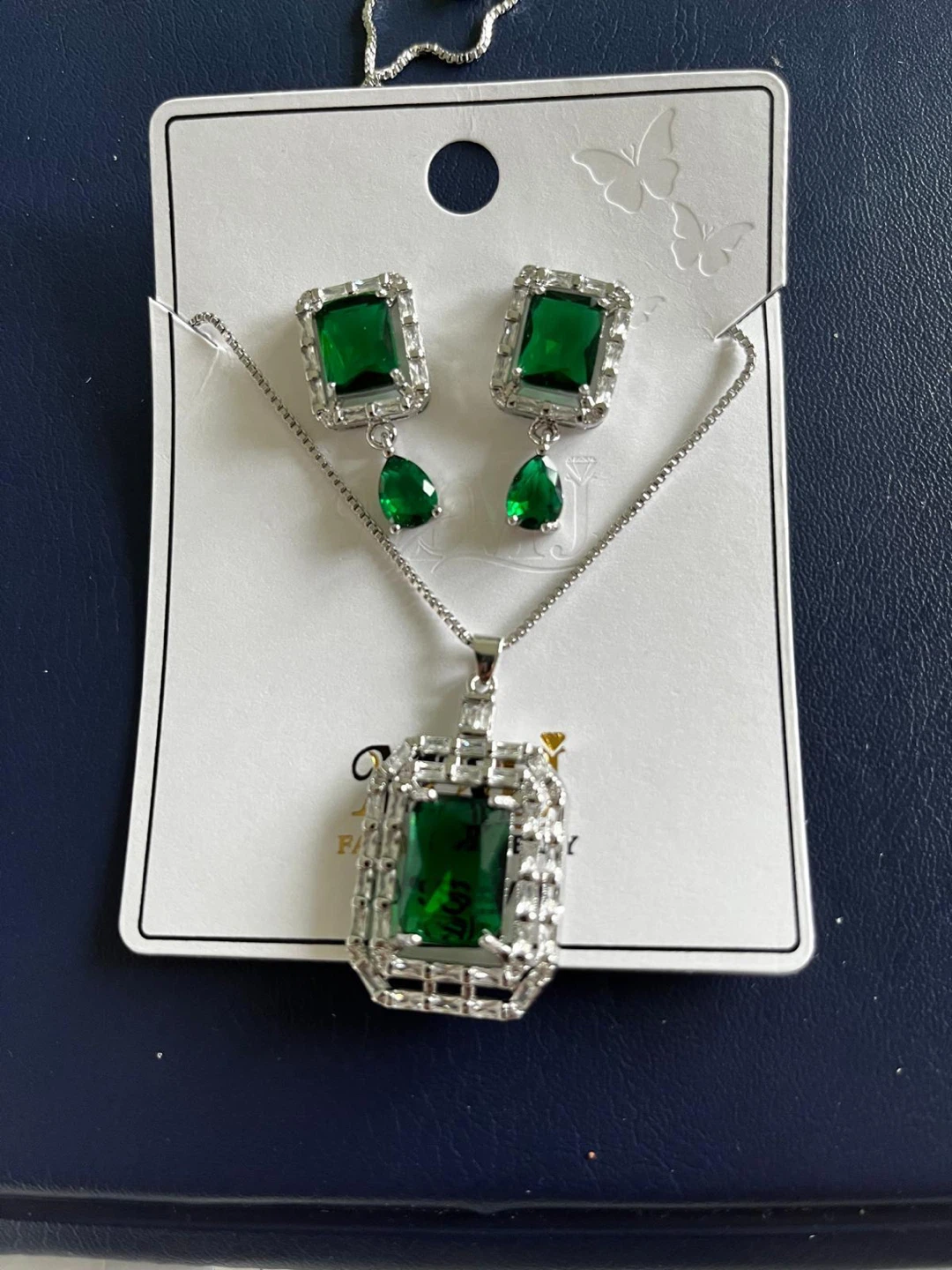MMJ Jewelry Set - Necklace and Earrings - photo 2