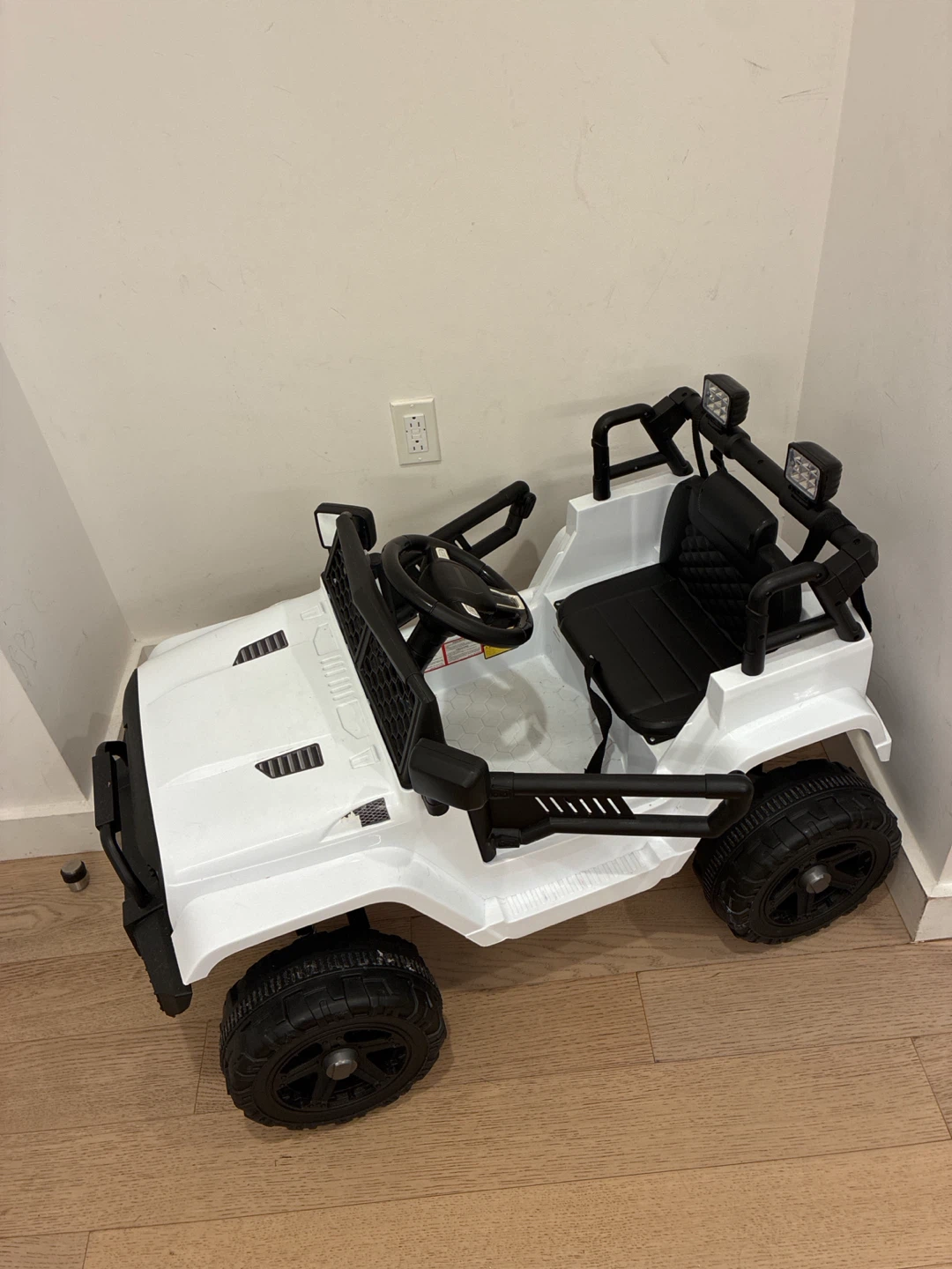 White Kids Ride-On Jeep