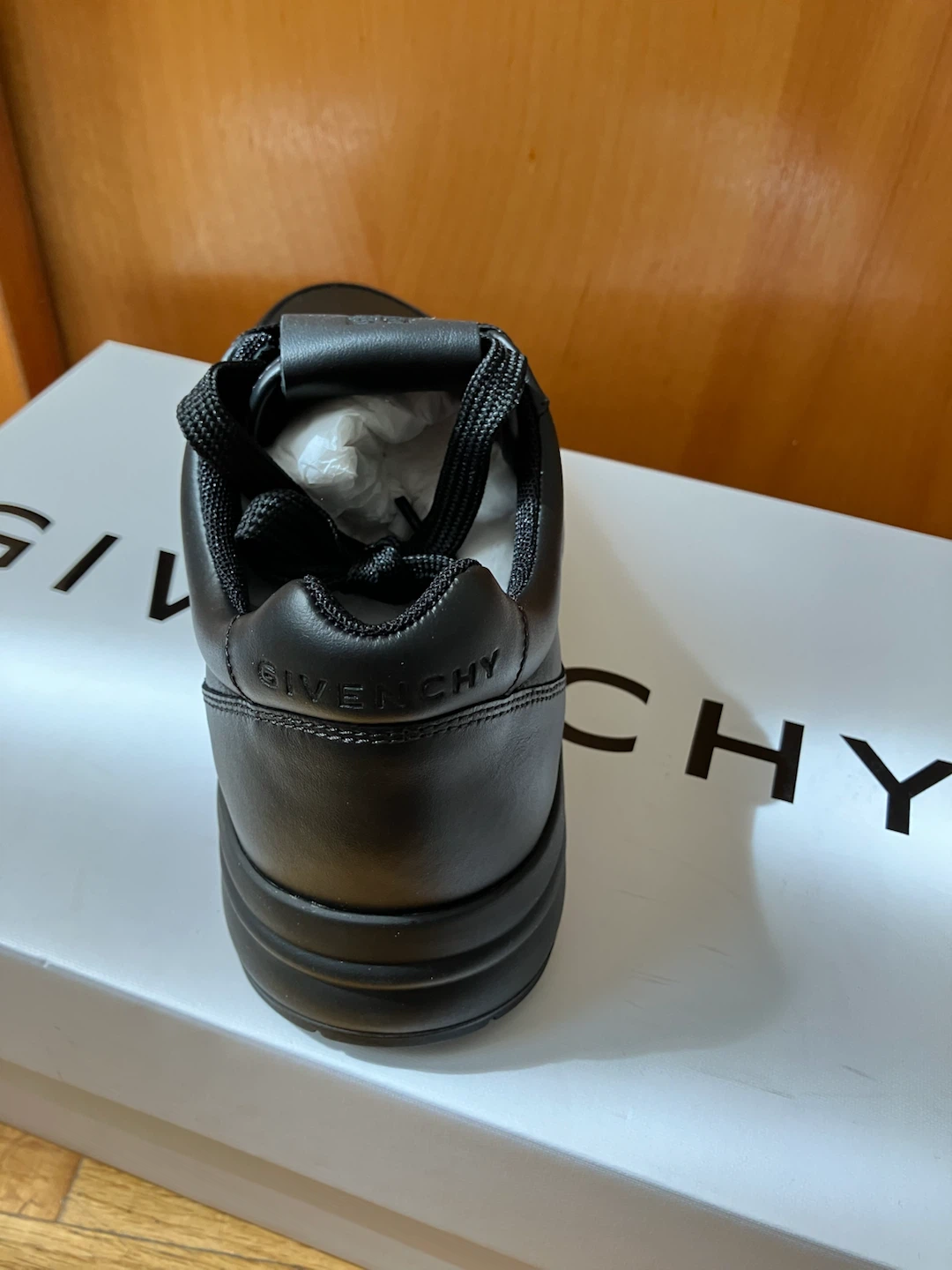 Brand New Givenchy G4 size 40 men’s sneakers - photo 3