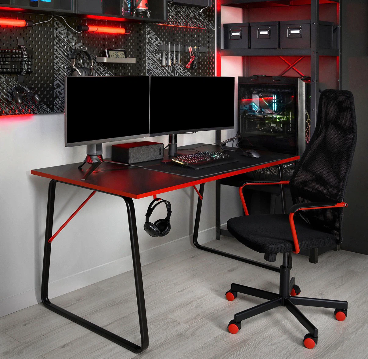 IKEA Gaming Desk - photo 2