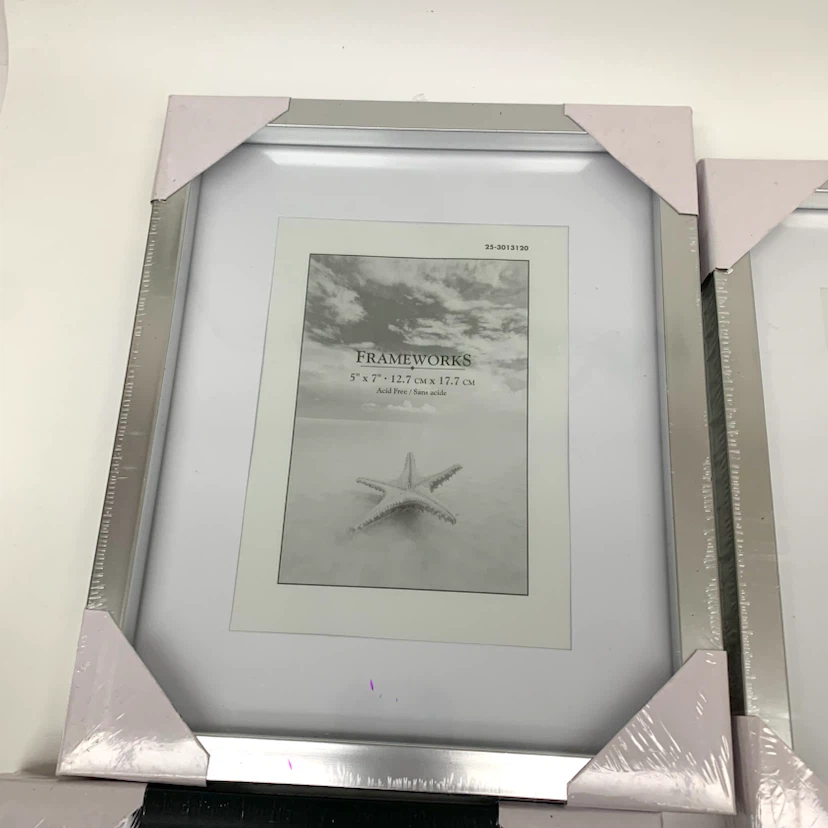 4 Picture Frames 5x7 Photo Frames Silver Home Decor Display Set - photo 2