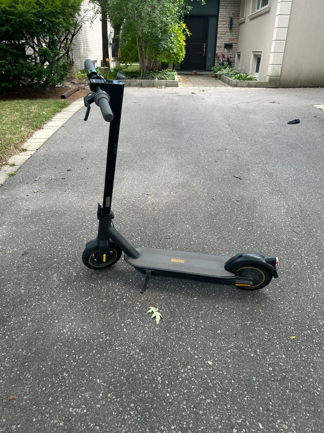 Ninebot KickScooter Max G30 Electric Scooter