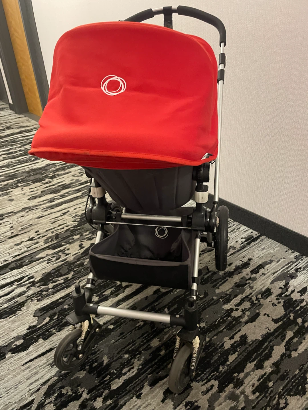 Bugaboo Cameleon Stroller - Complete Set with Bassinet - photo 2