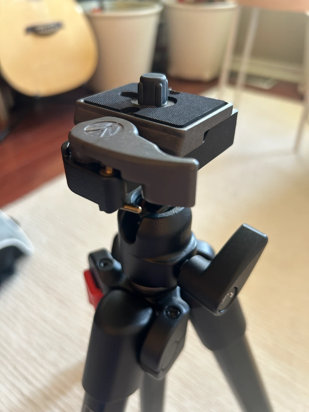 Manfrotto 725B Digi Black Tripod with Ballhead - photo 3
