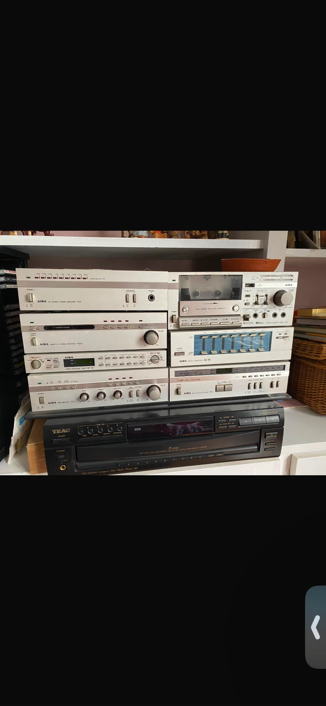Aiwa Stereo System Components and Speaker