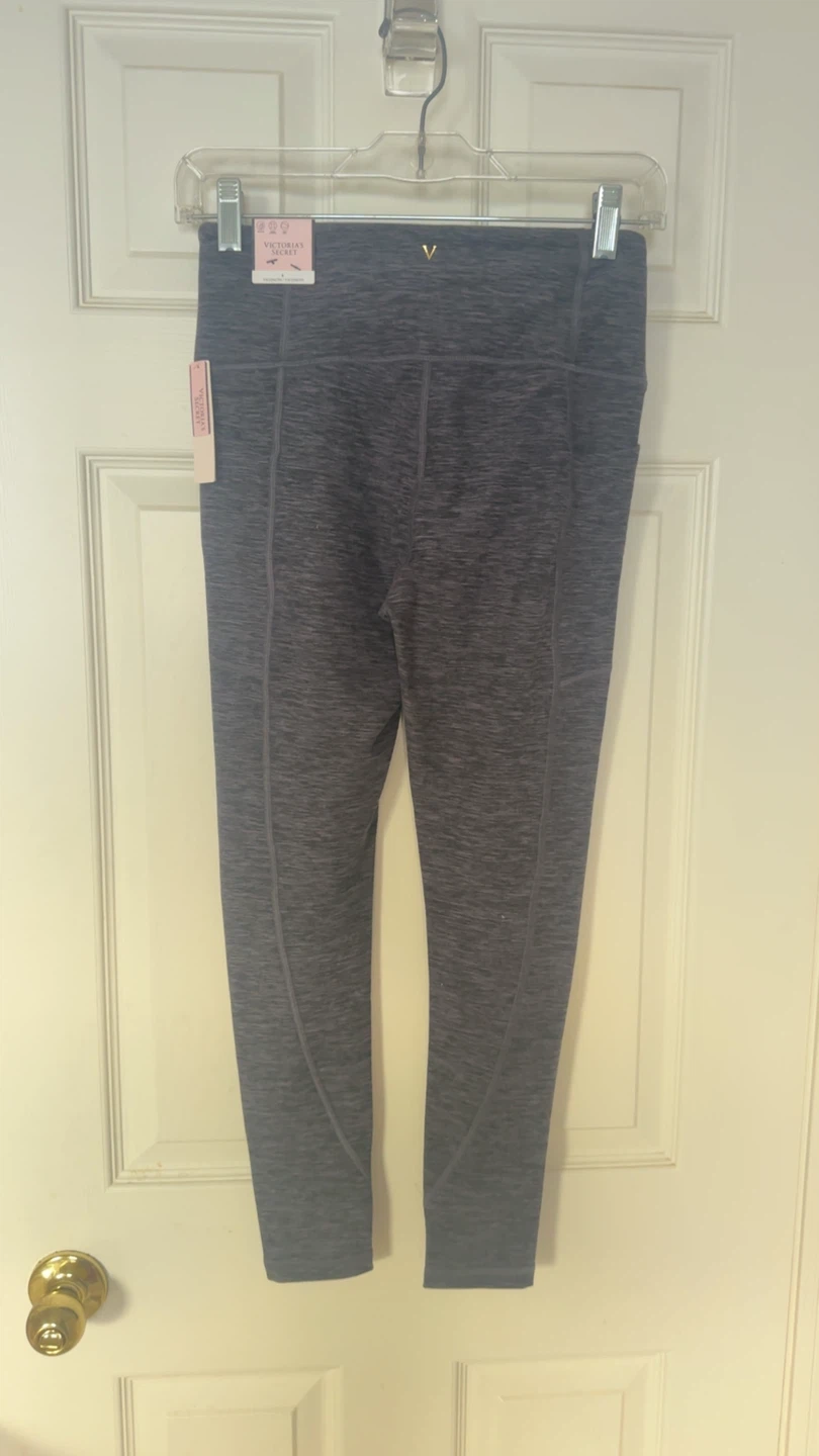 Victoria's Secret Grey Leggings - photo 2