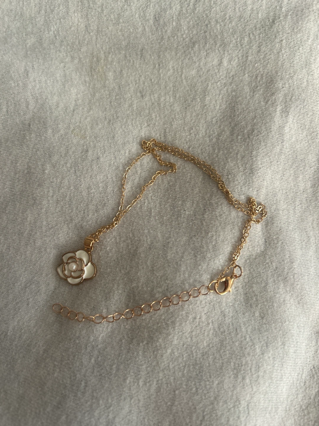 Flower Pendant Necklace with Faux Pearl - photo 2