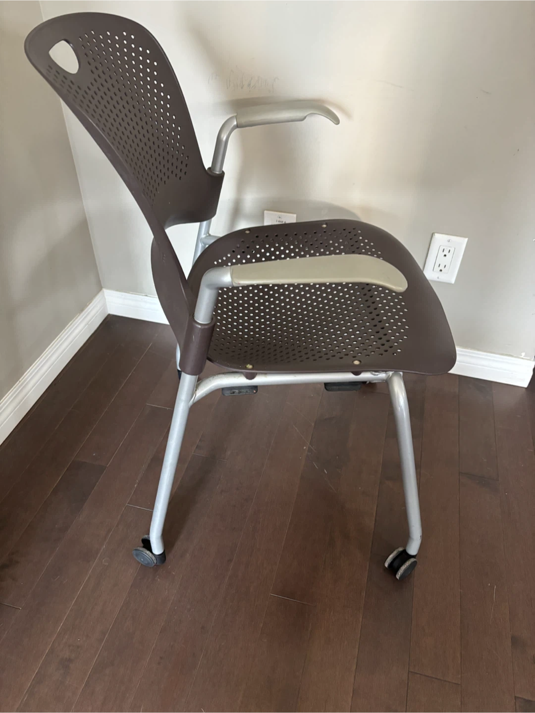 Brown Arm Chair with Wheels - photo 3