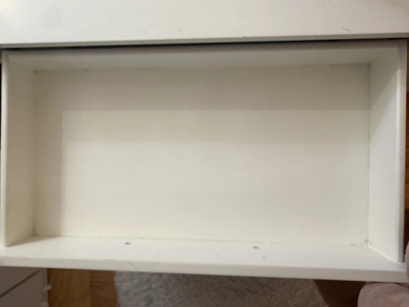 White 2-Drawer Nightstands (Set of 2) – Gold Hardware - photo 3