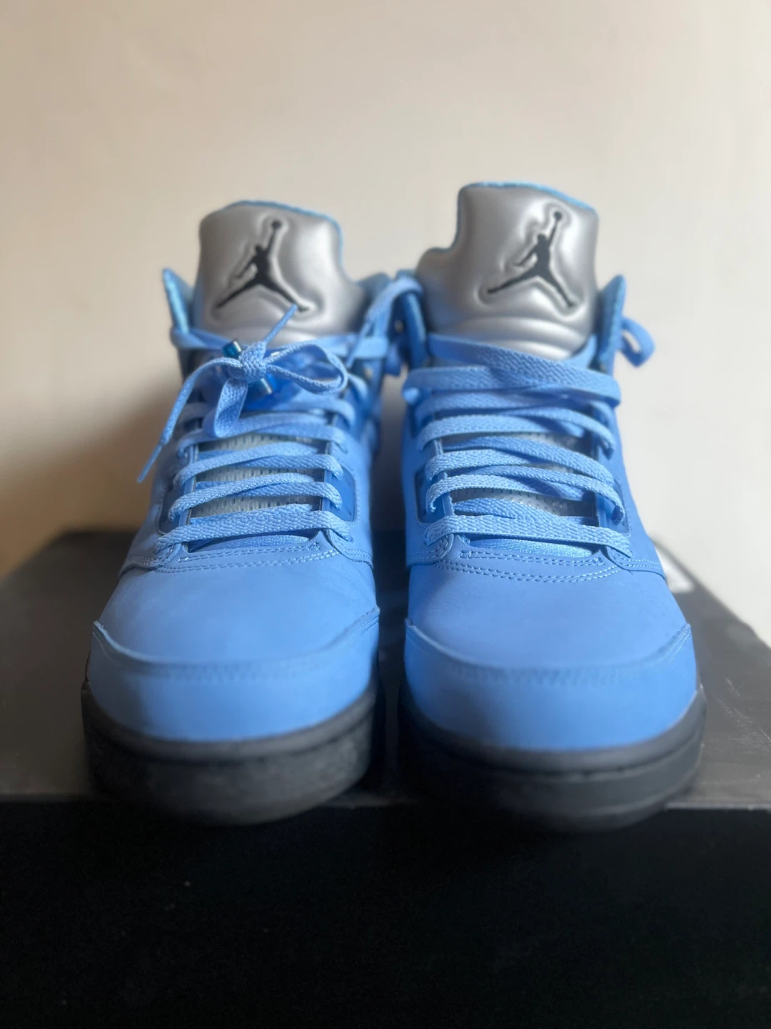 Air Jordan 5 Retro UNC - photo 2