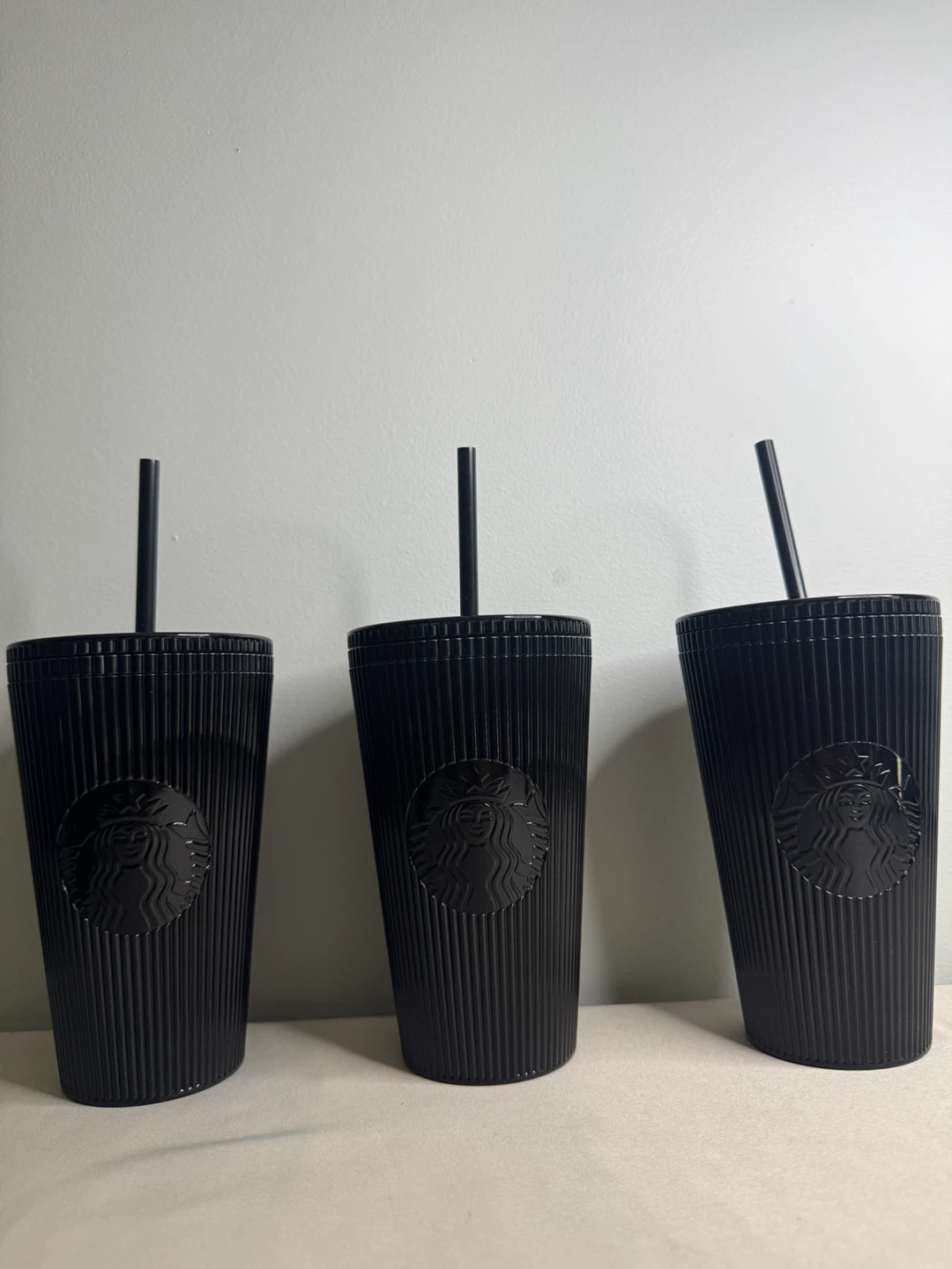Starbucks Reusable Black Tumbler 16oz (473mL) – Brand New