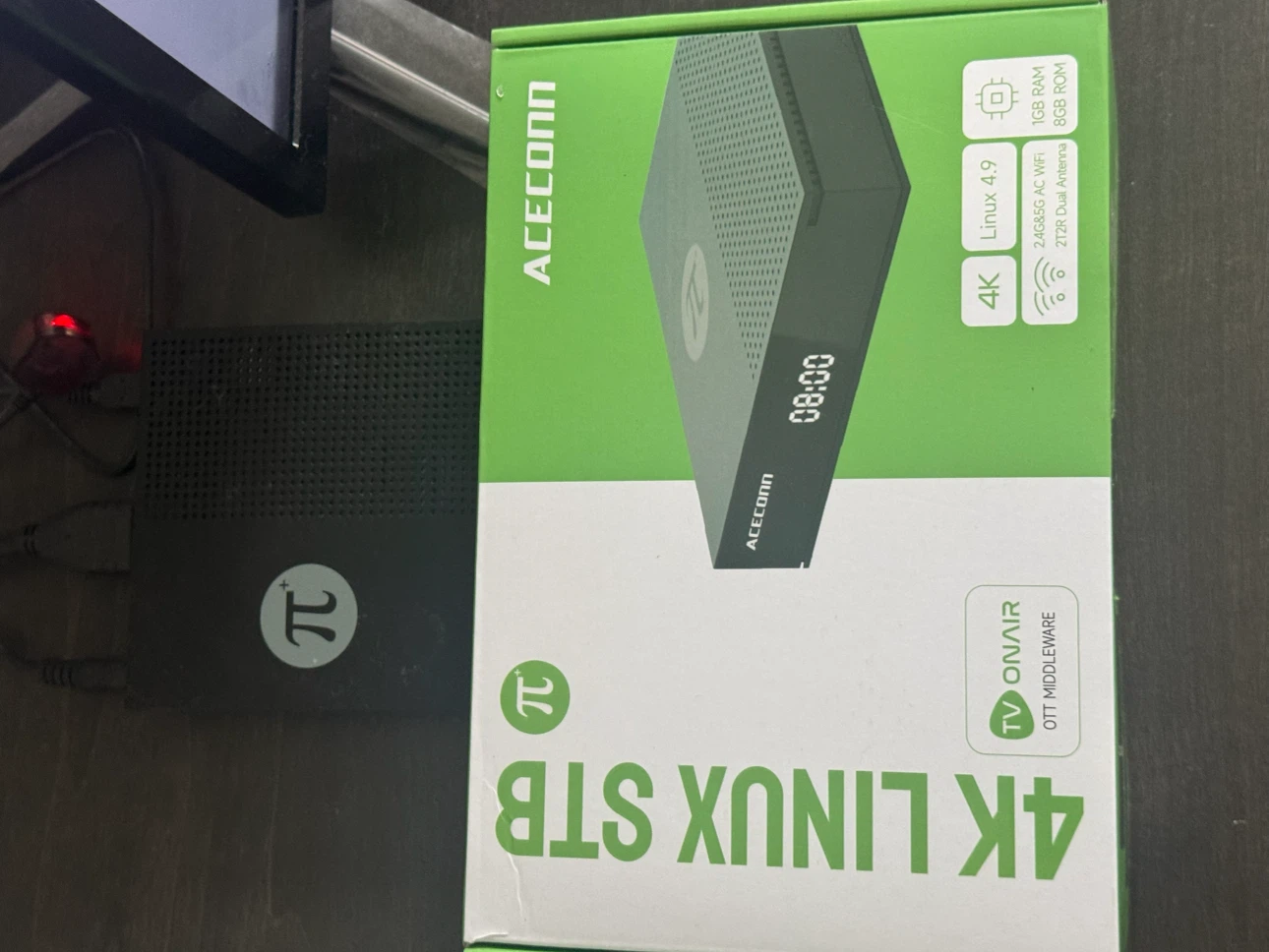 Insignia 32” 1080p Full HD Smart Fire TV + Acecom IPTV Box - photo 3