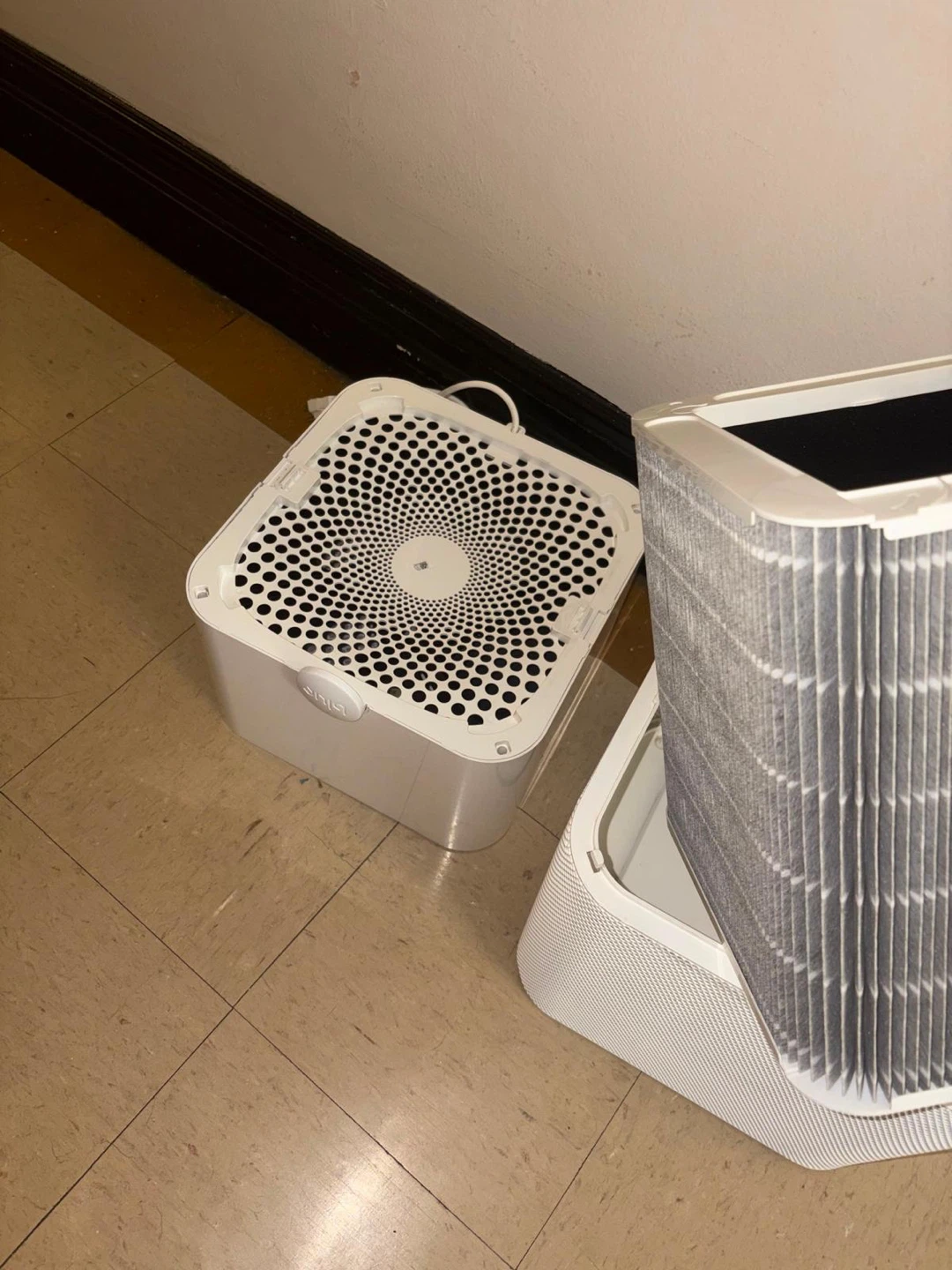 Blueair Air Purifier Filter and Unit - photo 2