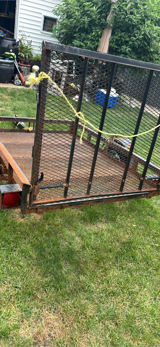 Utility Trailer with Foldable Ramp - photo 5