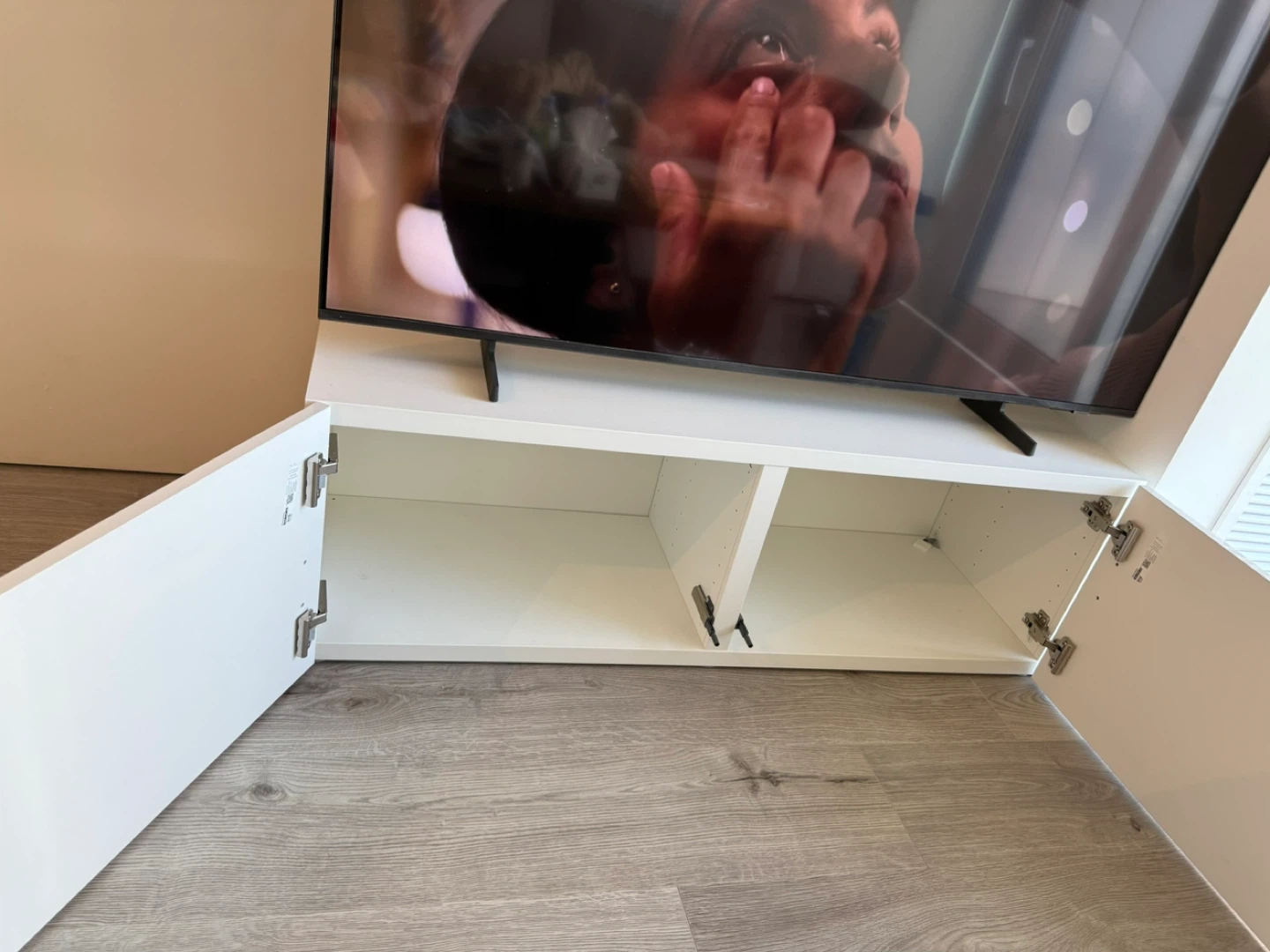 IKEA BESTA TV Bench / Stand with SELSVIKEN Doors - photo 2