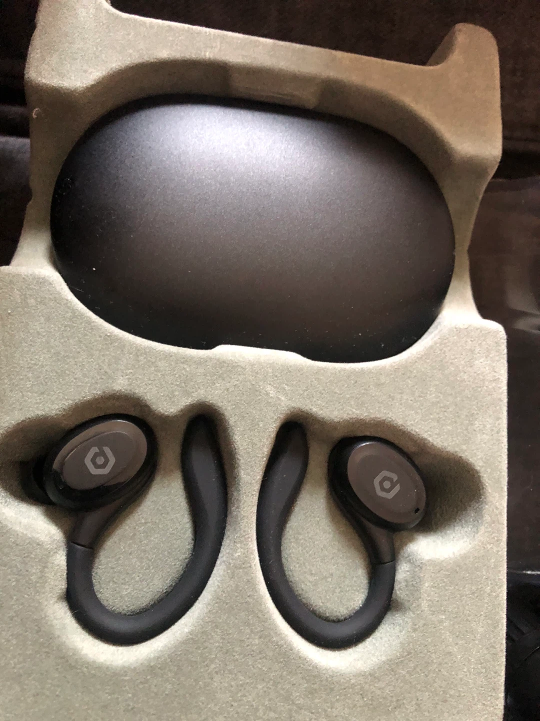 NEW 3-in-1 Phone Mount Kit & Wireless Earbuds - photo 4