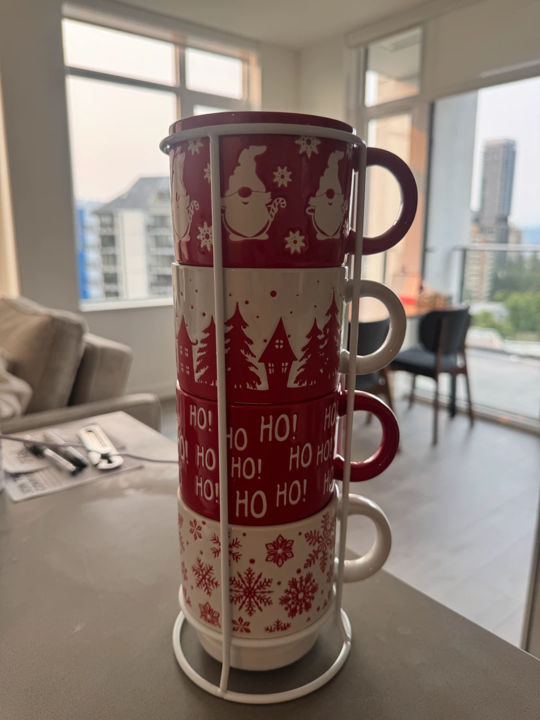 Stackable Christmas Mugs with Rack