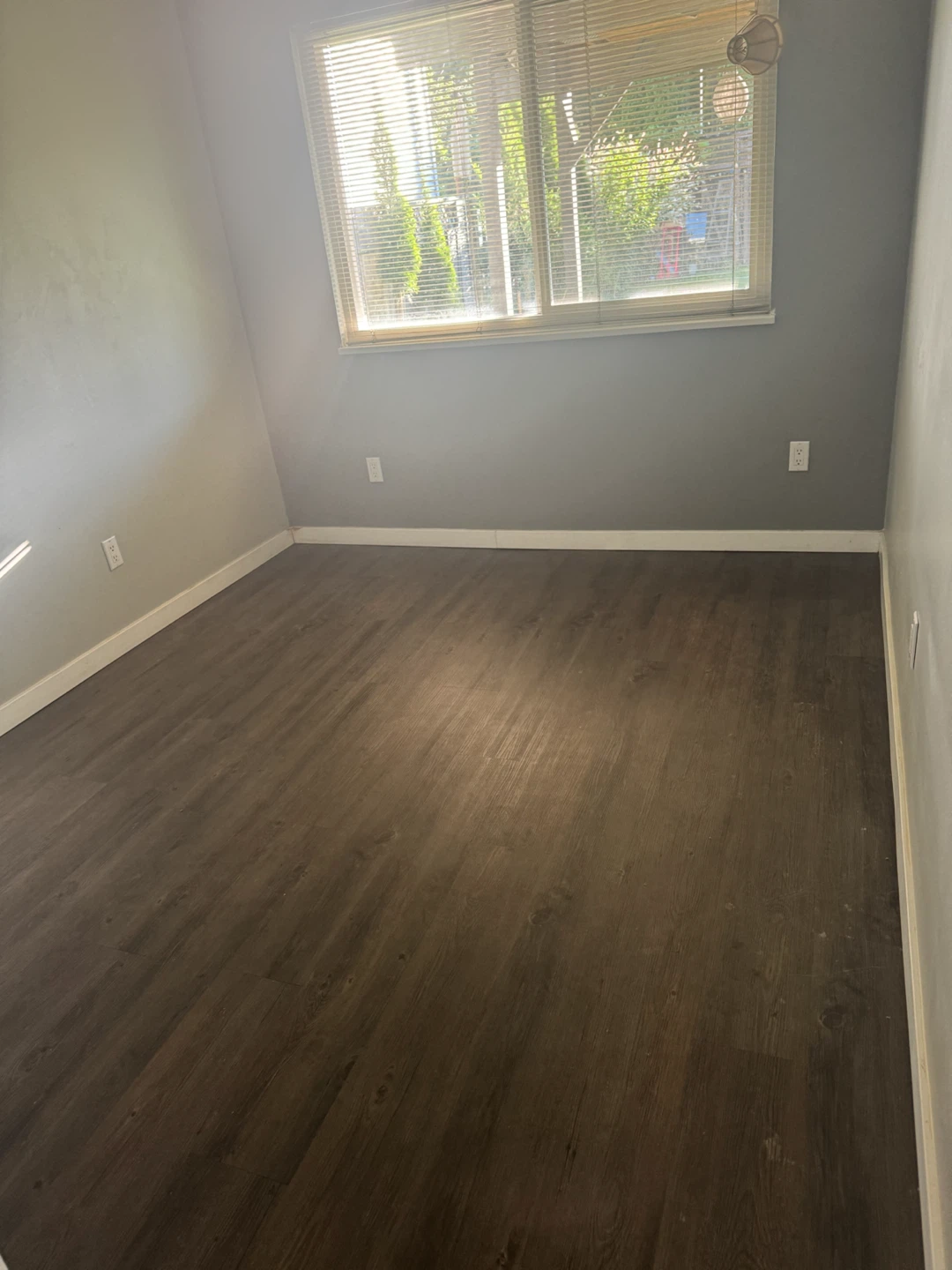 Basement for rent - photo 3