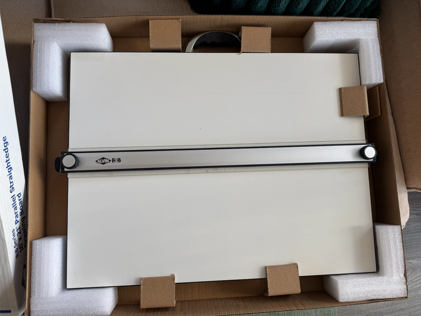 Alvin P-Series Parallel Straightedge Drawing Board 16" x 21" - photo 2